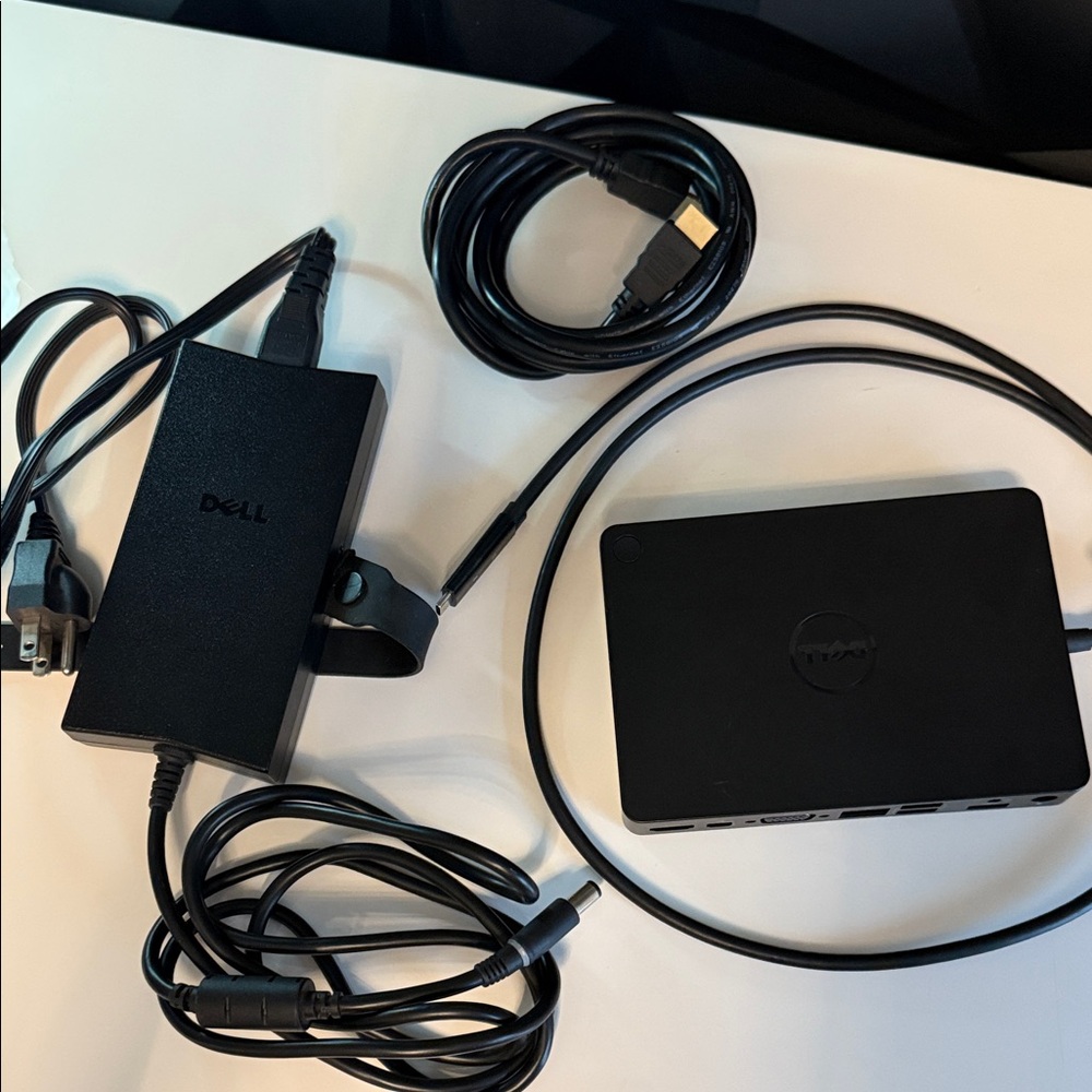 Dell Black Docking Station with Accessories